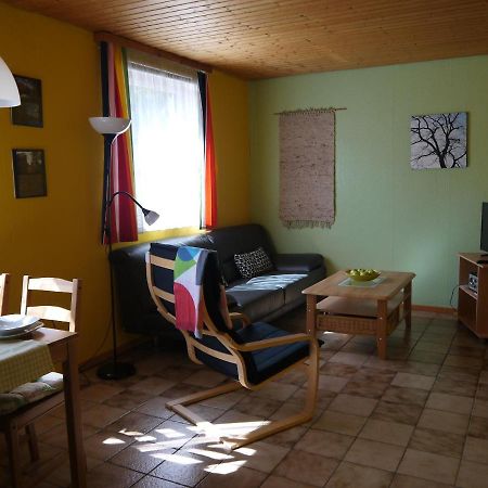 Ferienwohnungen Am Campingplatz Trendelburg ภายนอก รูปภาพ