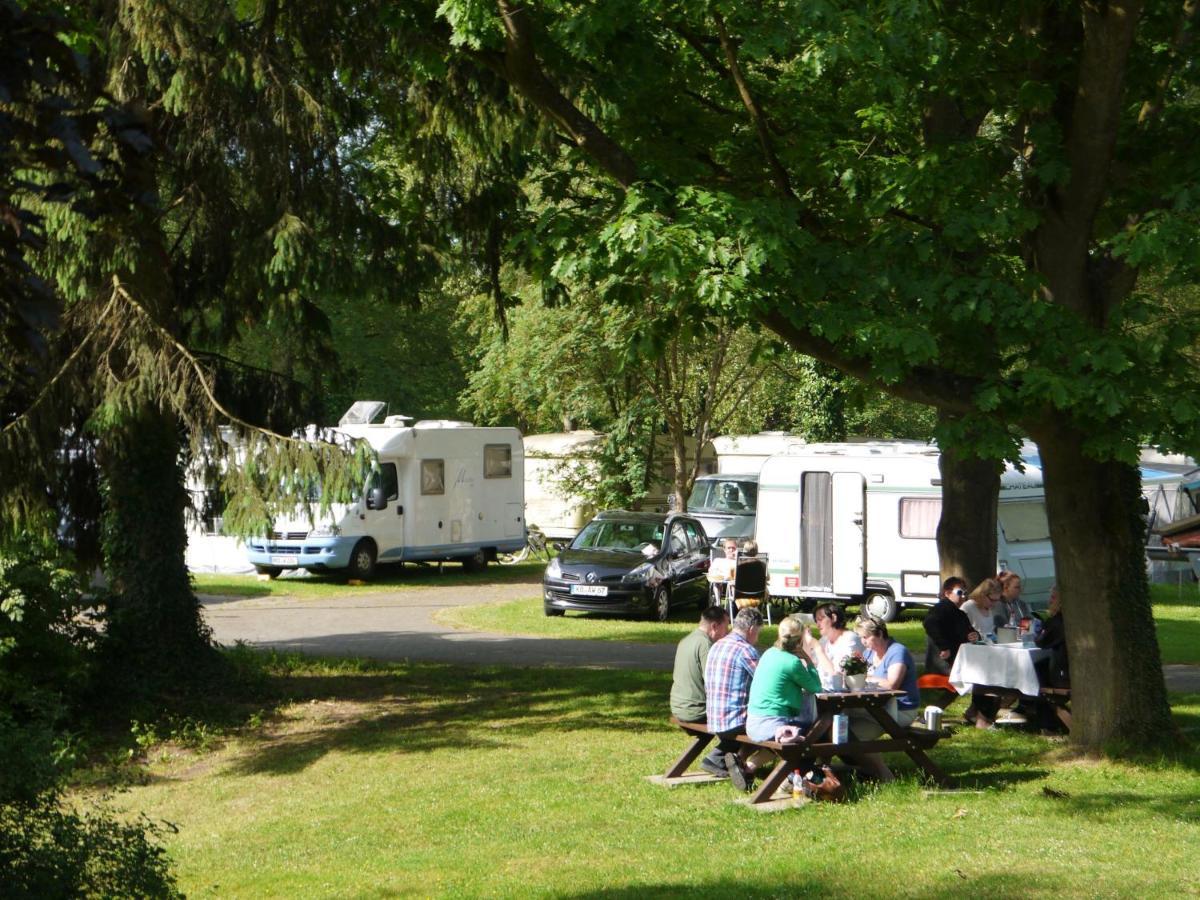 Ferienwohnungen Am Campingplatz Trendelburg ภายนอก รูปภาพ